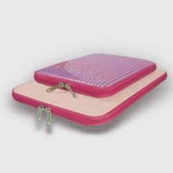 Bolso de mano para MacBook Air 13" M2 "smart pink" by six-hands