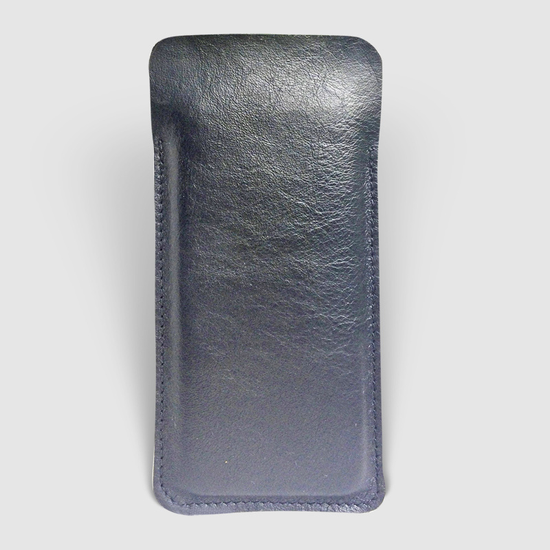 Funda Para iPad Pro Comp. con Magic Keyboard. Cuero. *Borås* by six-hands.